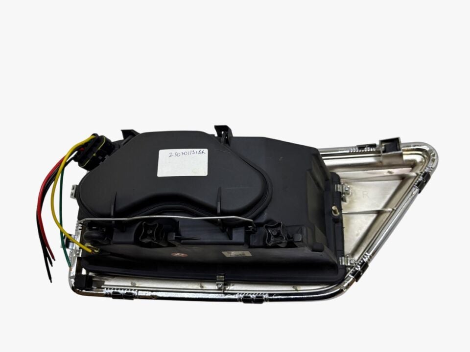 B11501032 MERCEDES TRAVEGO/TOURISMO SAĞ FAR